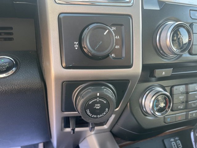 Used 2016 Ford F150 Lariat w/ Equipment Group 502A Luxury image 31