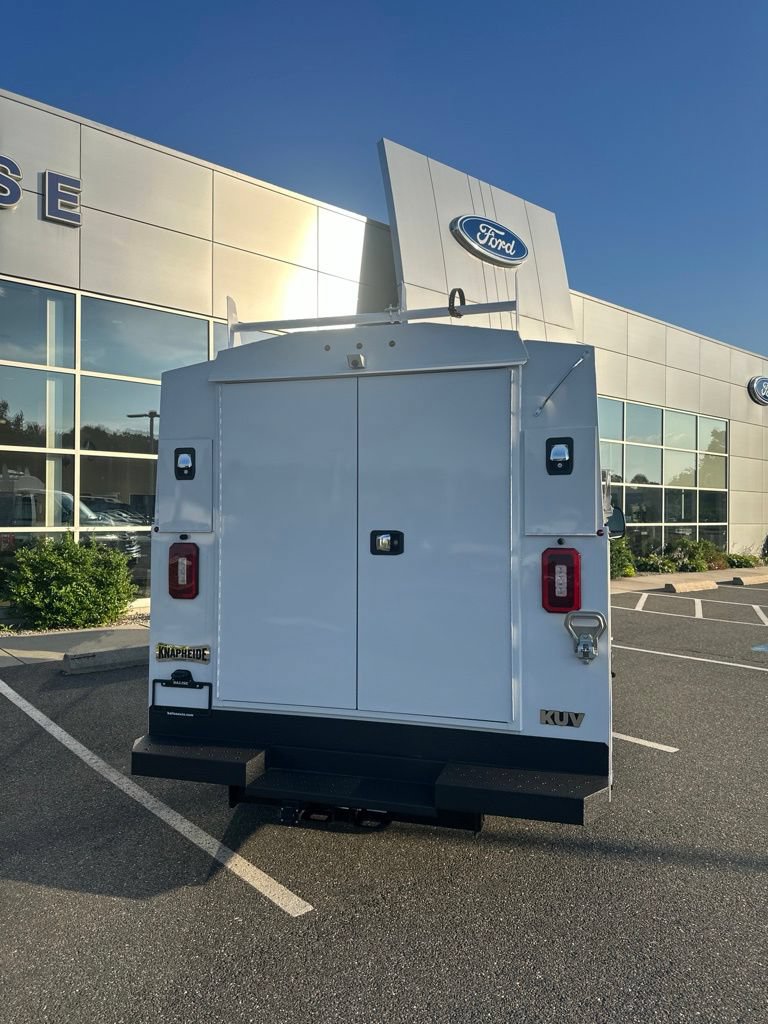 New 2026 Ford E-350 and Econoline 350 Super Duty w/ Power Equipment Group RWD image 5