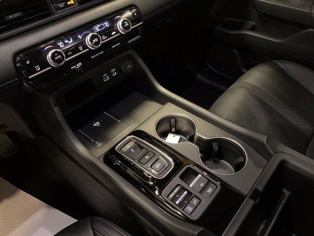 Used 2025 Honda Pilot EX-L image 16