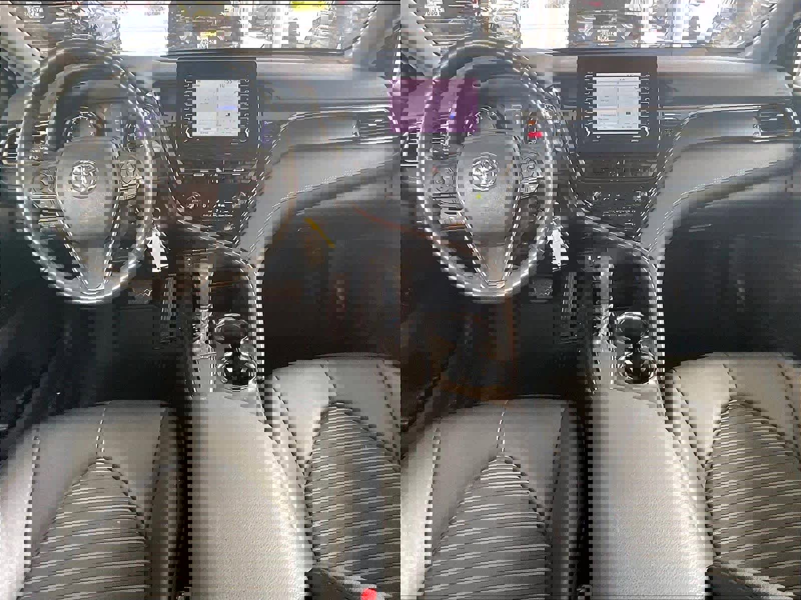 Used 2021 Toyota Camry SE FWD image 15