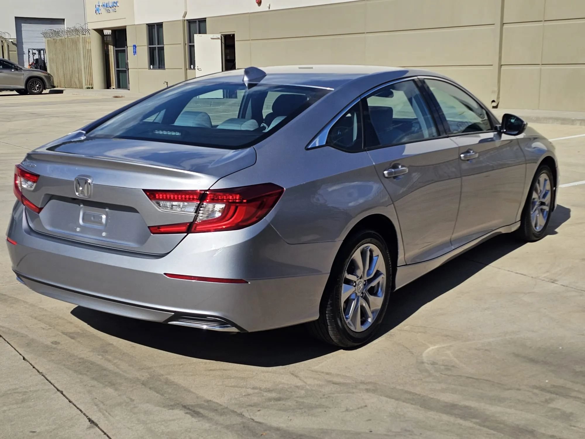 Used 2019 Honda Accord LX image 5