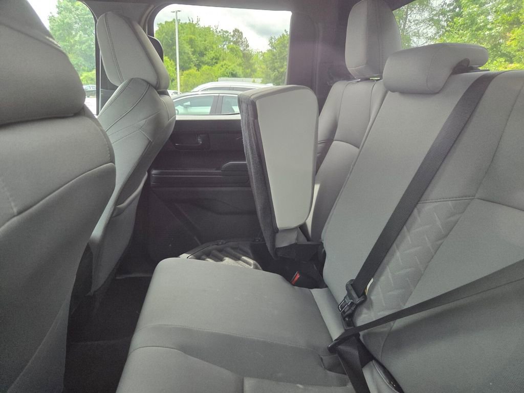 Used 2024 Toyota Tacoma SR5 AWD/4WD image 6
