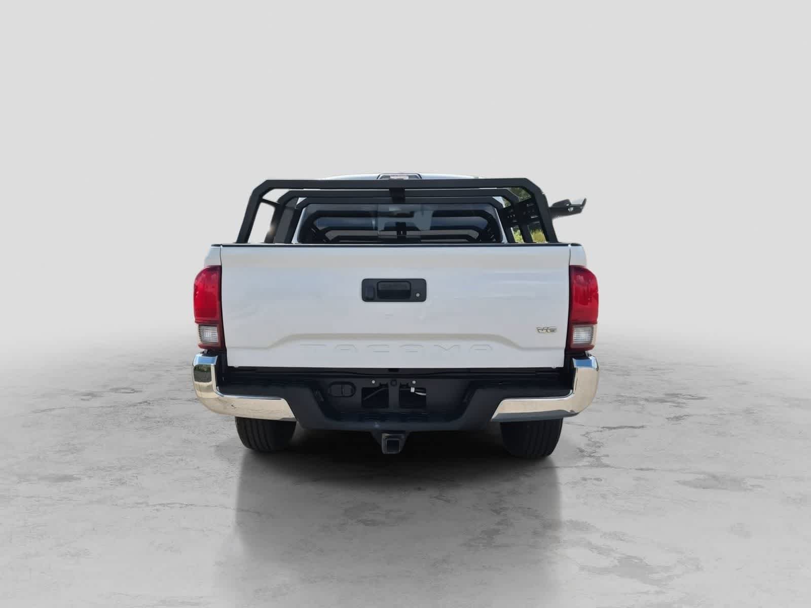 Used 2019 Toyota Tacoma TRD Off-Road AWD/4WD image 7