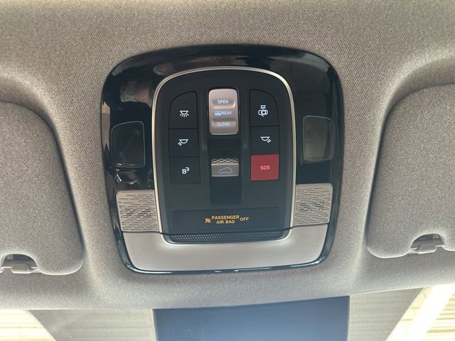 Used 2023 Hyundai Palisade Limited AWD/4WD image 40
