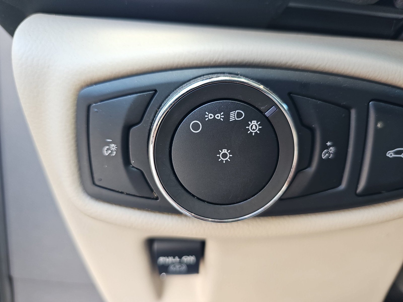 Used 2017 Lincoln MKX Reserve AWD/4WD image 33