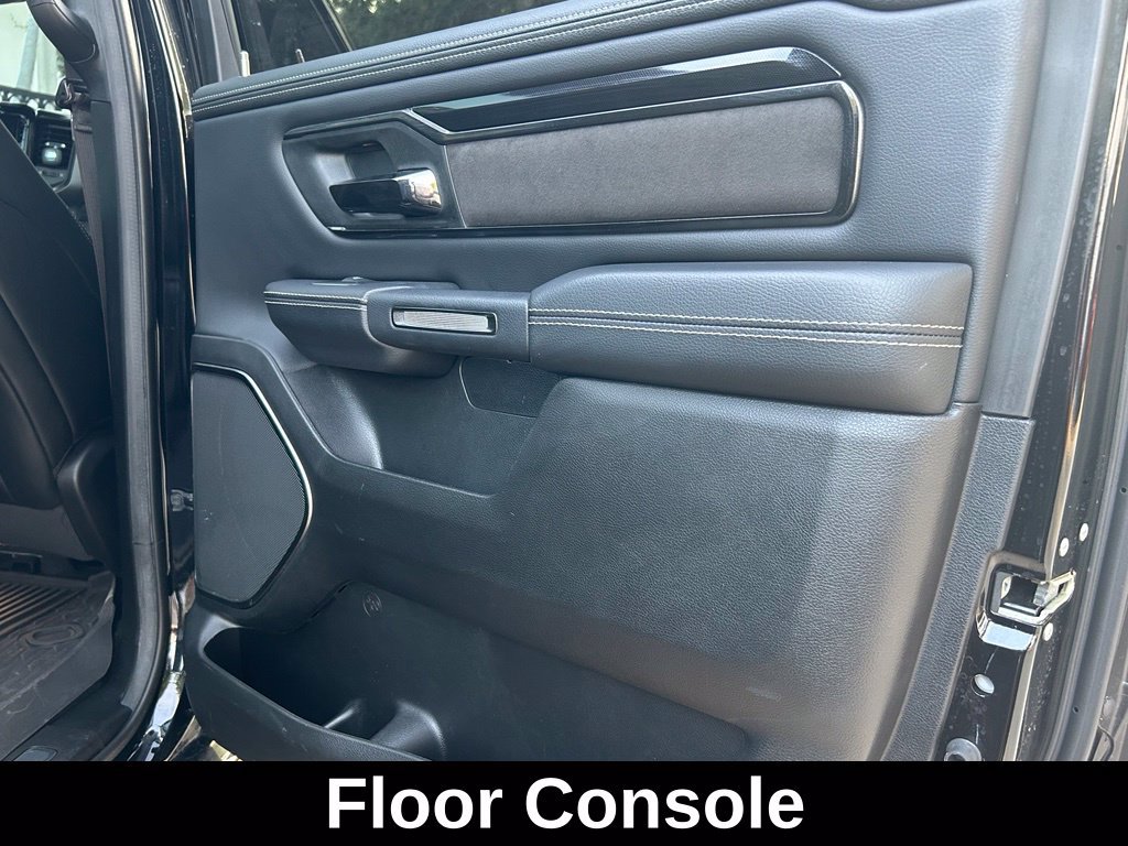Used 2022 RAM 1500 Laramie AWD/4WD image 45