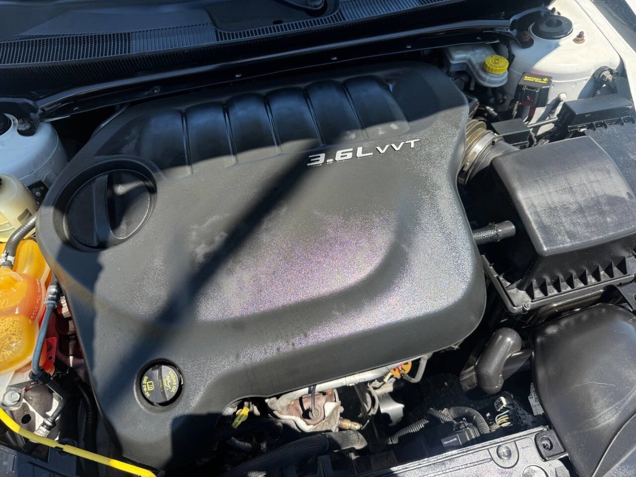 Used 2013 Chrysler 200 Limited FWD image 12