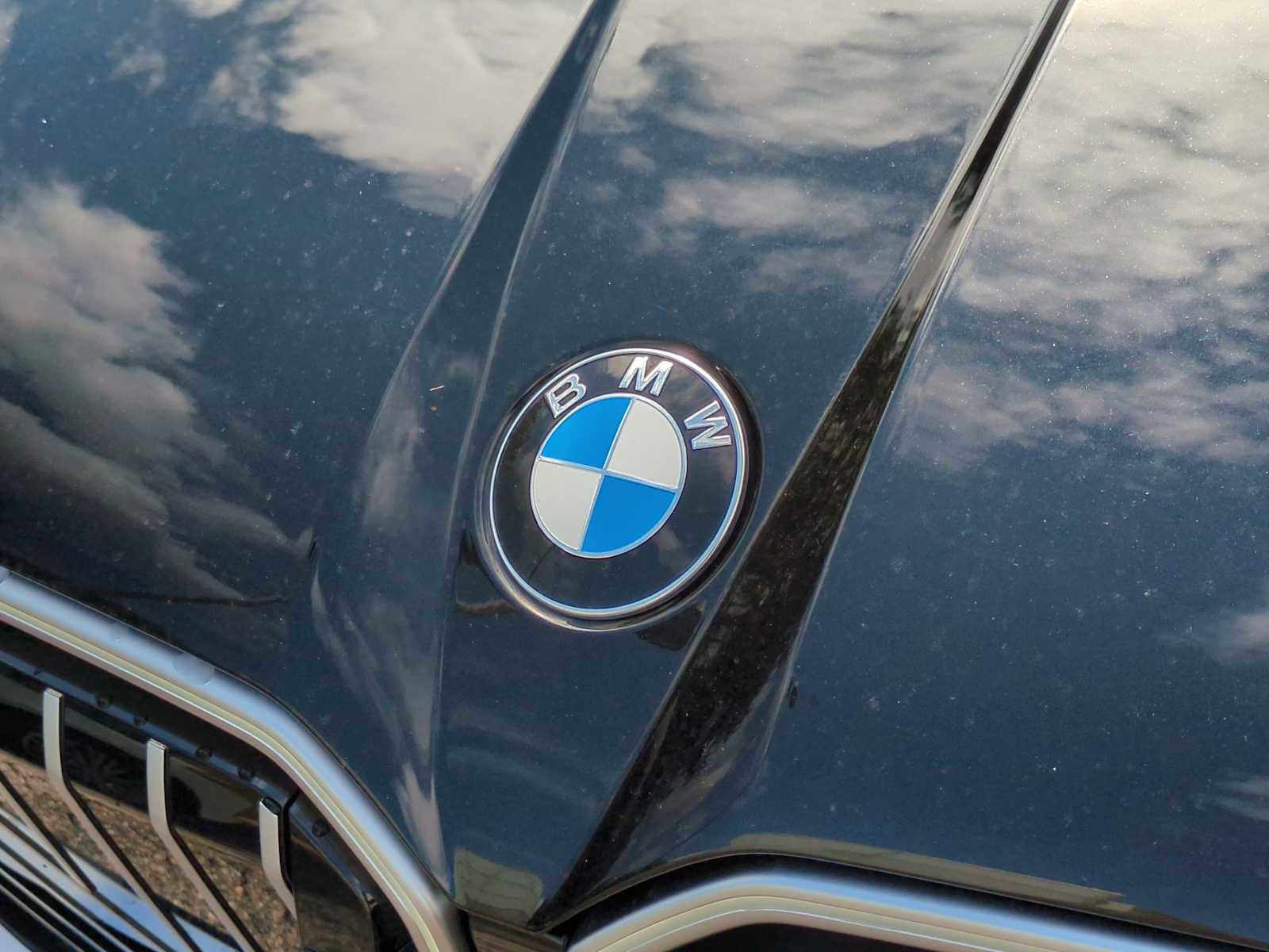 New 2026 BMW X3 xDrive30 w/ Premium Package image 12