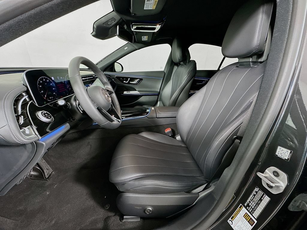 Used 2025 Mercedes-Benz E 350 Sedan image 21