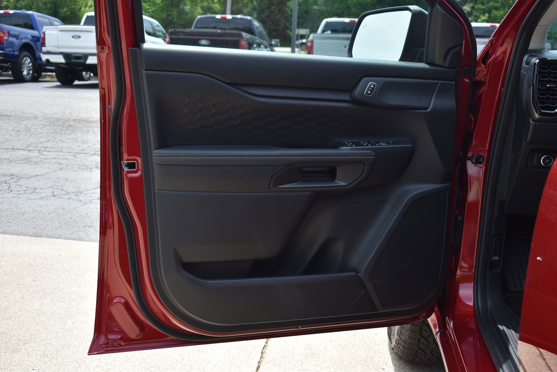 New 2026 Ford Ranger XLT w/ Equipment Group 301A High AWD/4WD image 18