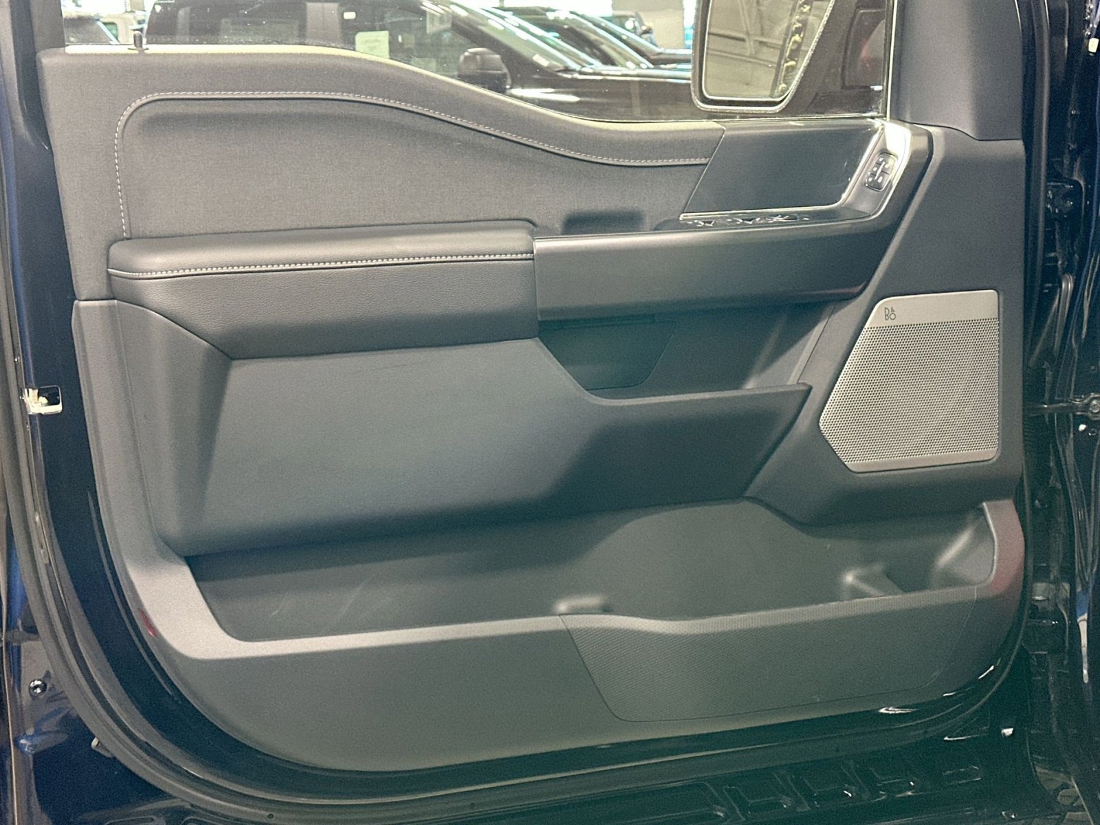 New 2025 Ford F150 Lariat w/ Equipment Group 501A Mid image 15