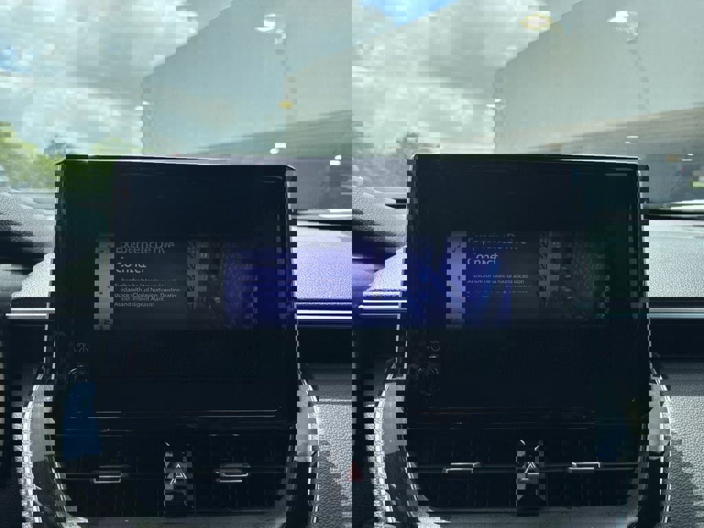 Used 2023 Toyota Corolla Cross AWD Hybrid w/ Convenience Package image 20