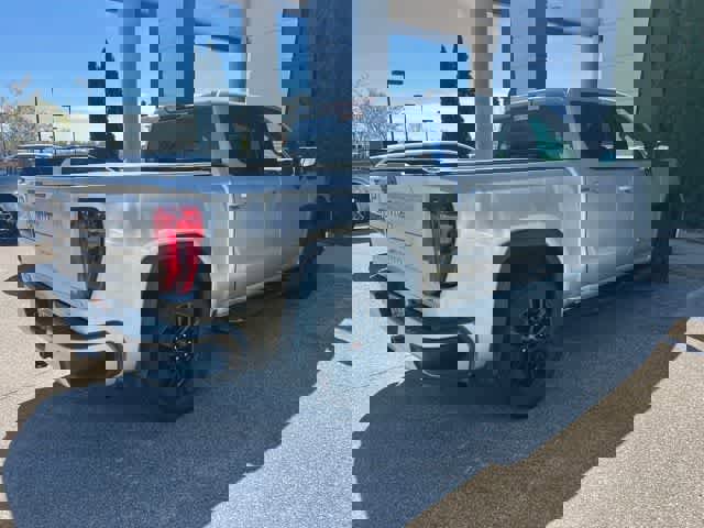 Used 2021 GMC Sierra 1500 Elevation image 9