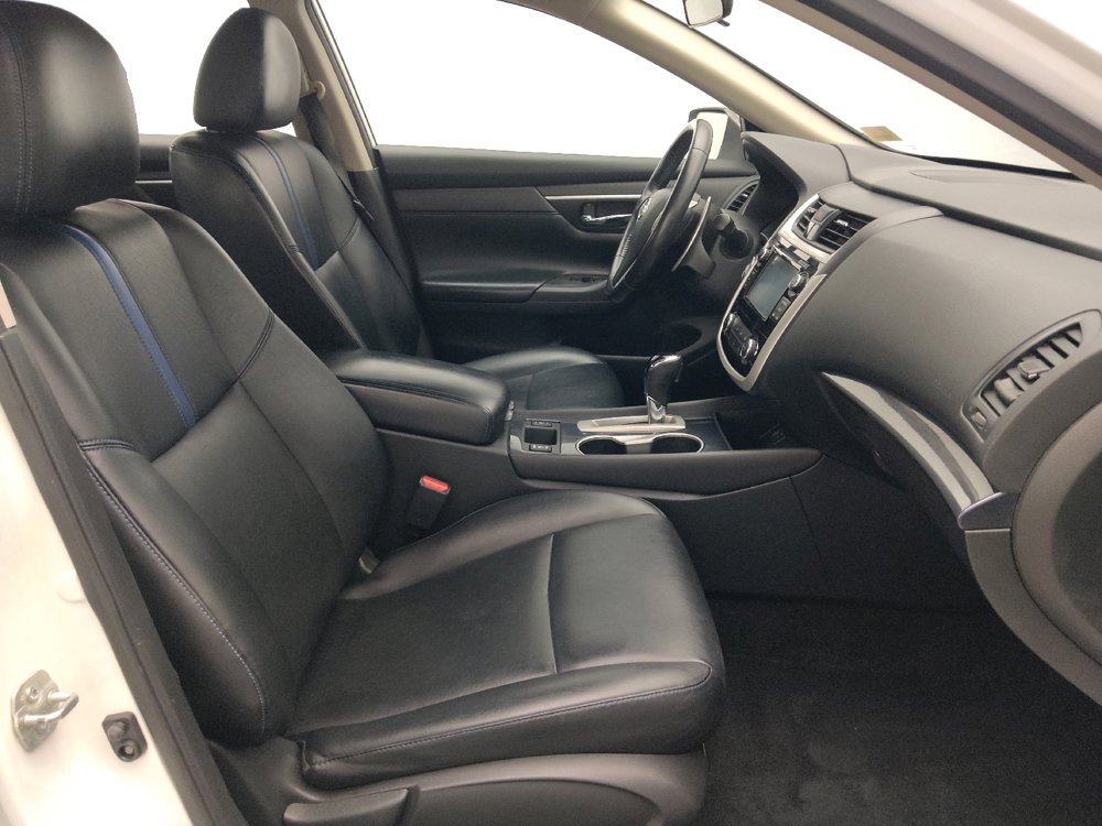 Used 2018 Nissan Altima 2.5 SR w/ SR Midnight Edition FWD image 21