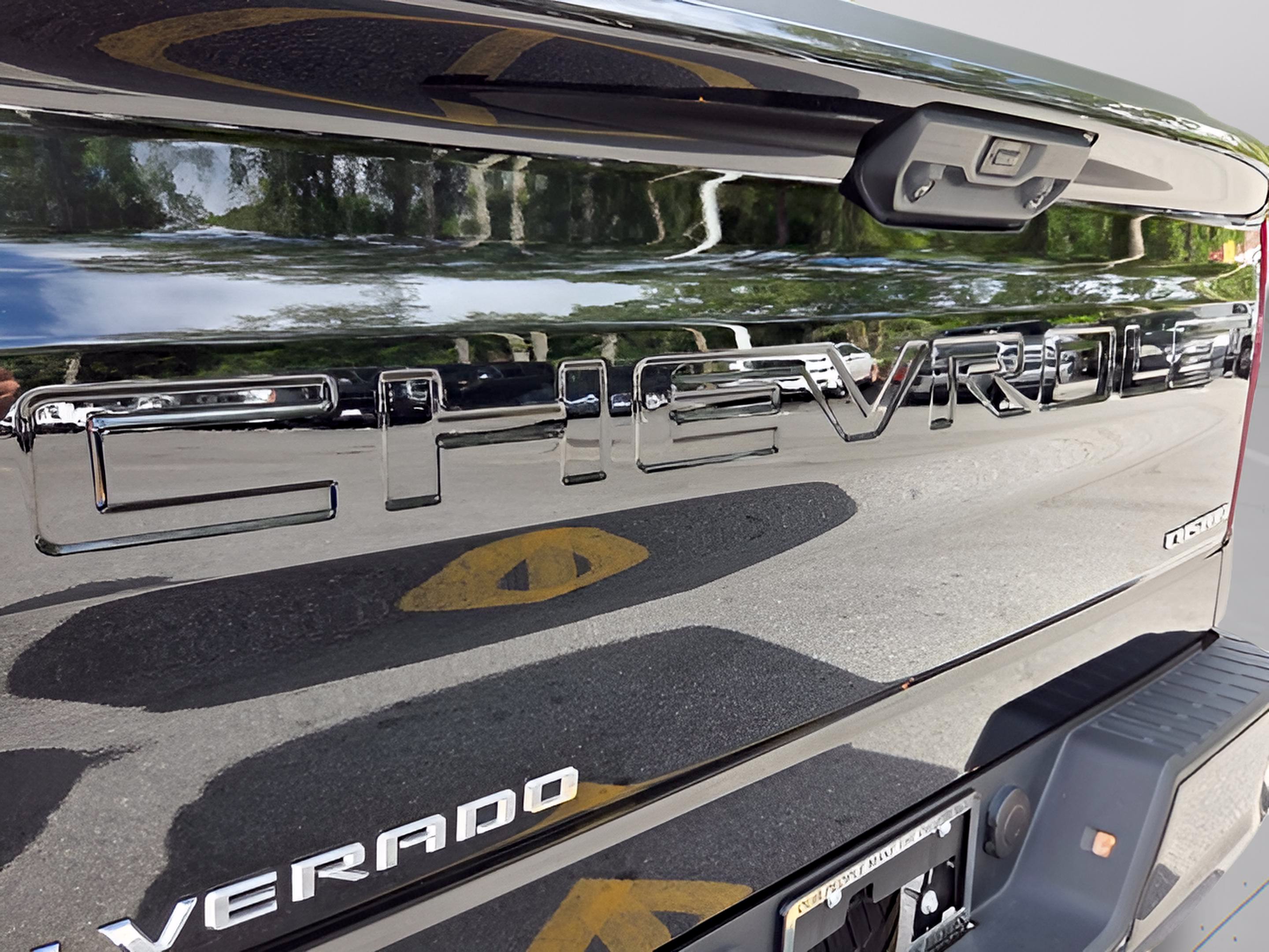 Used 2023 Chevrolet Silverado 1500 Custom AWD/4WD image 29