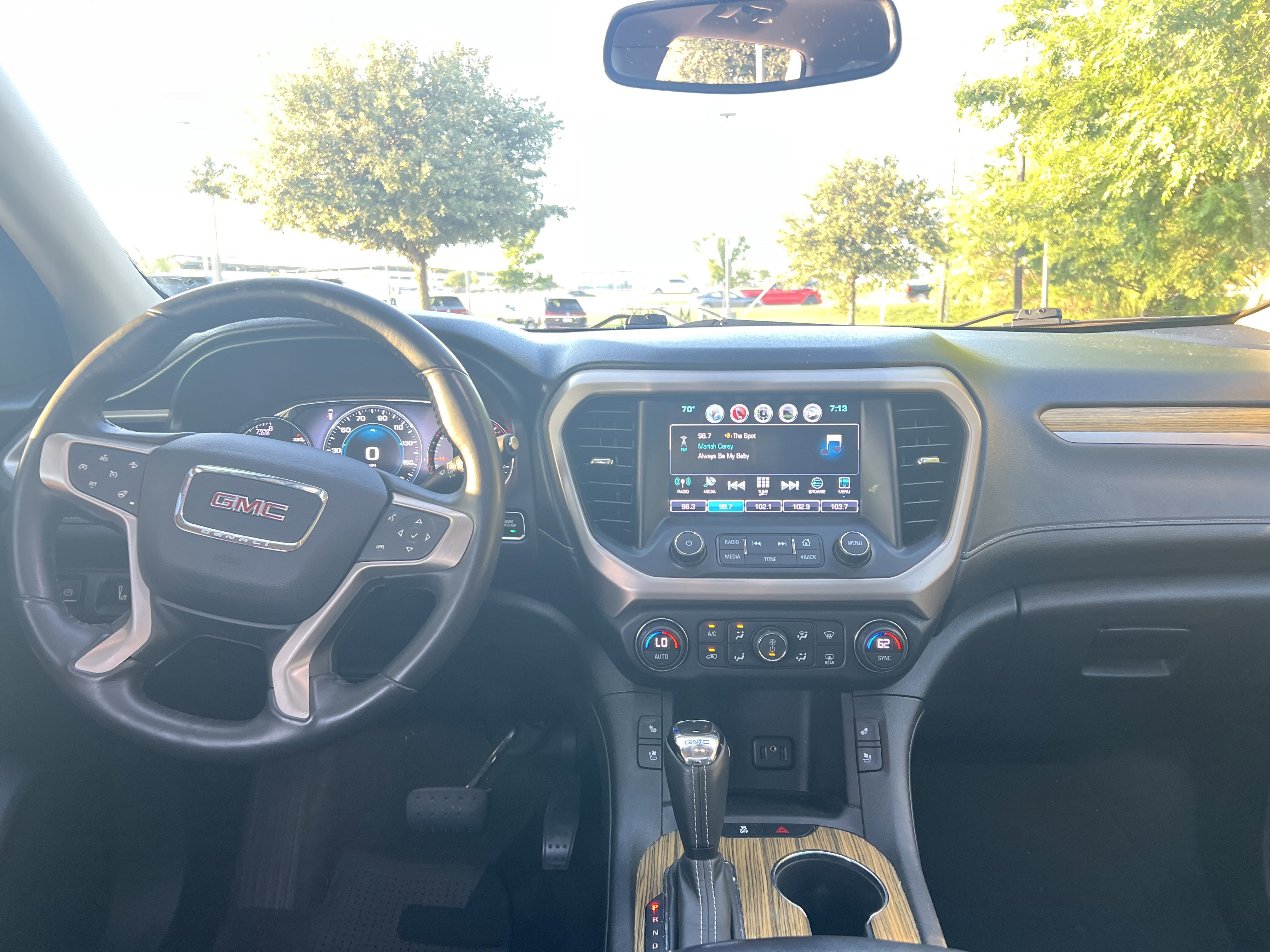 Used 2017 GMC Acadia Denali w/ Technology Package FWD image 26