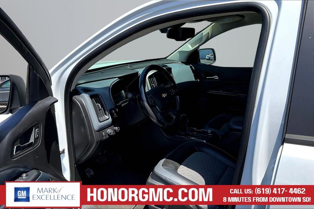 Used 2018 Chevrolet Colorado Z71 AWD/4WD image 16