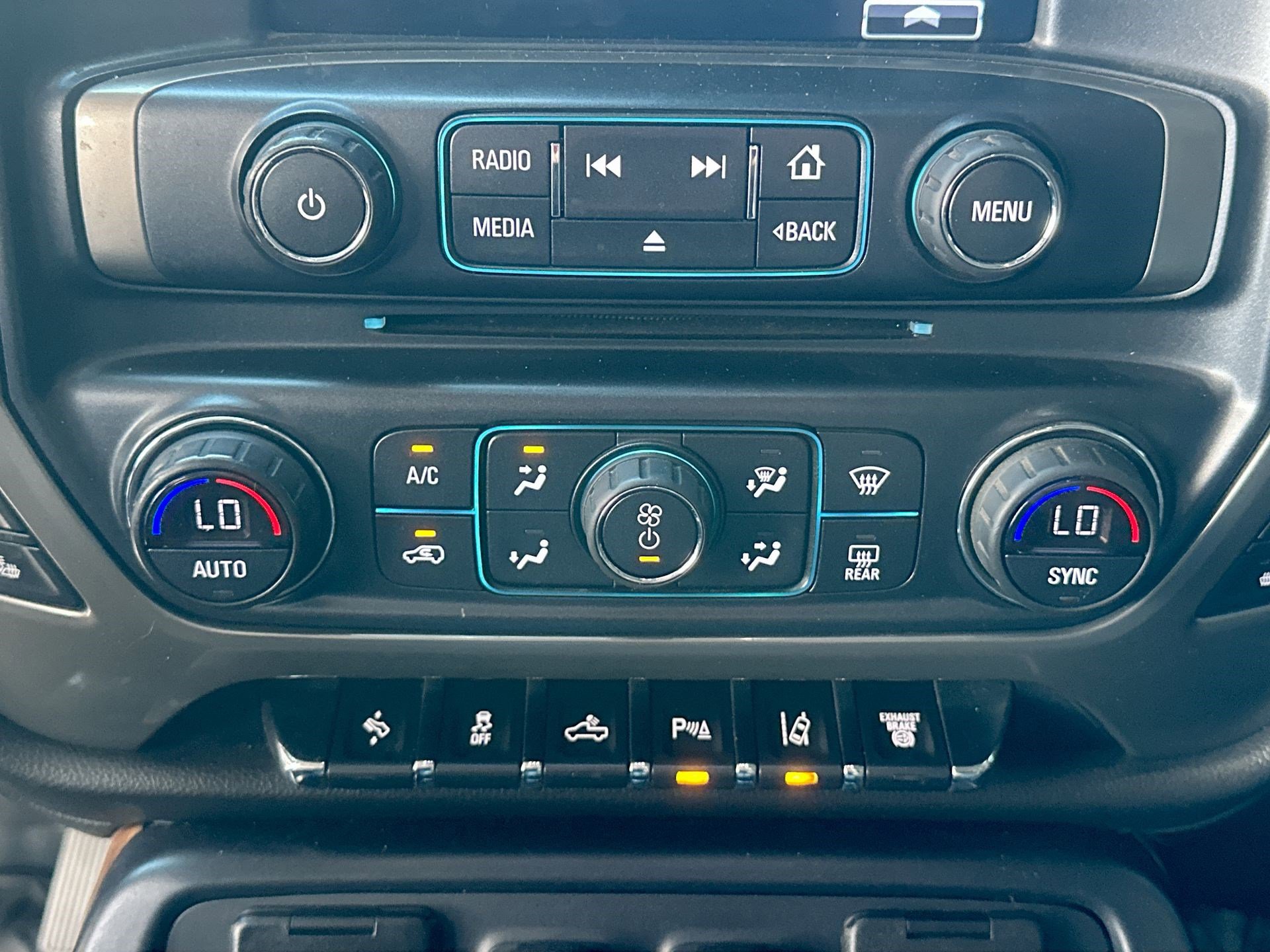 Used 2019 Chevrolet Silverado 3500 High Country w/ Duramax Plus Package image 16