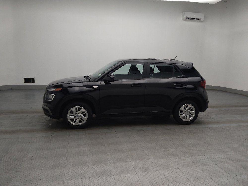 Used 2024 Hyundai Venue SE image 2