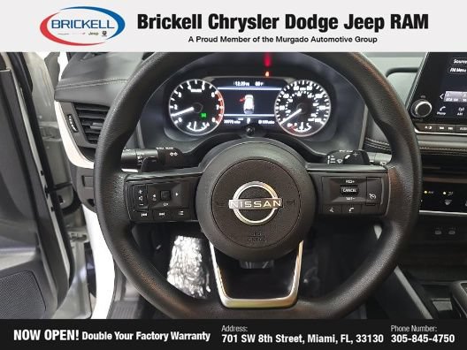 Used 2024 Nissan Rogue S AWD/4WD image 10