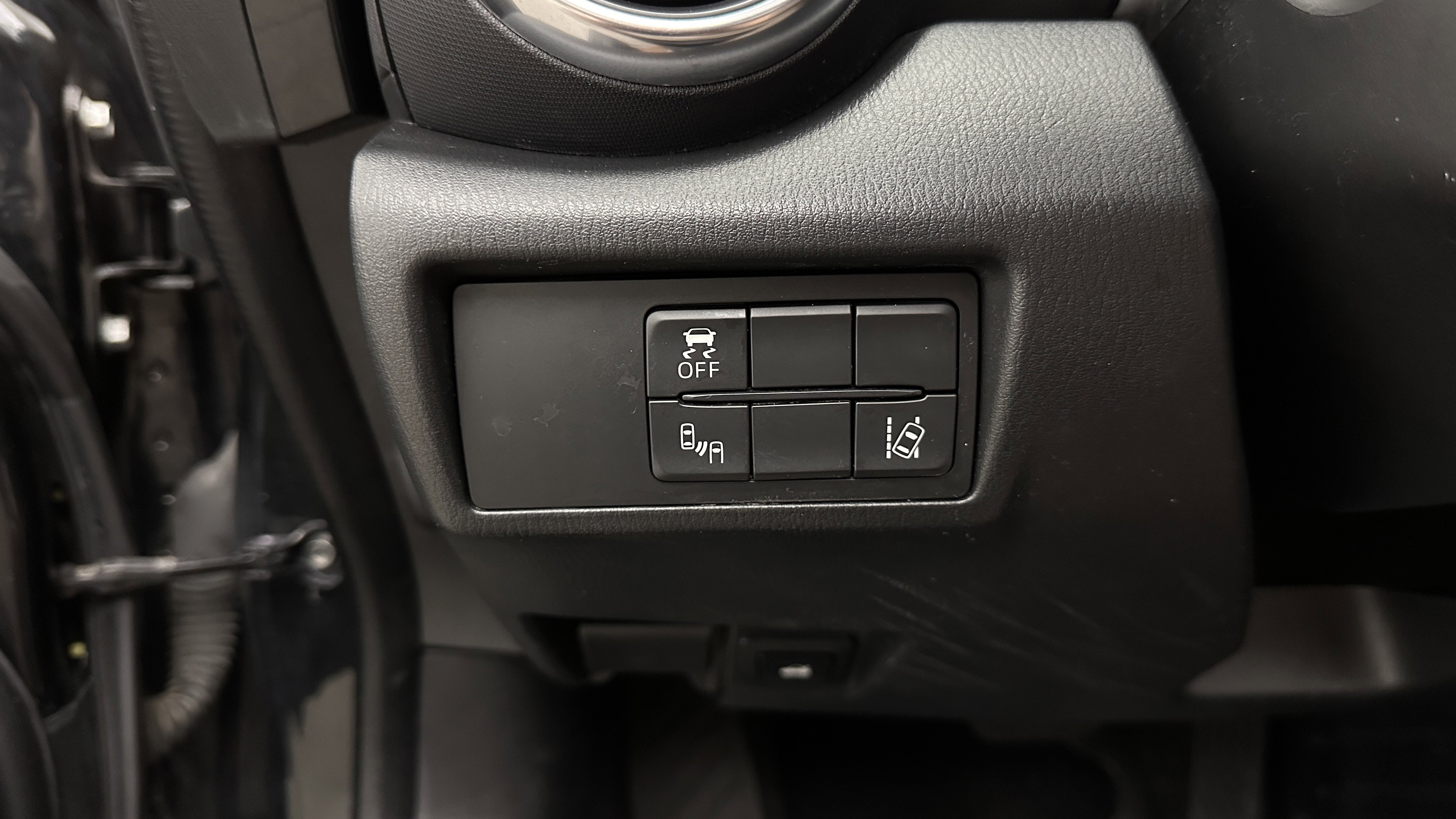 Used 2018 MAZDA MX-5 Miata Grand Touring image 17