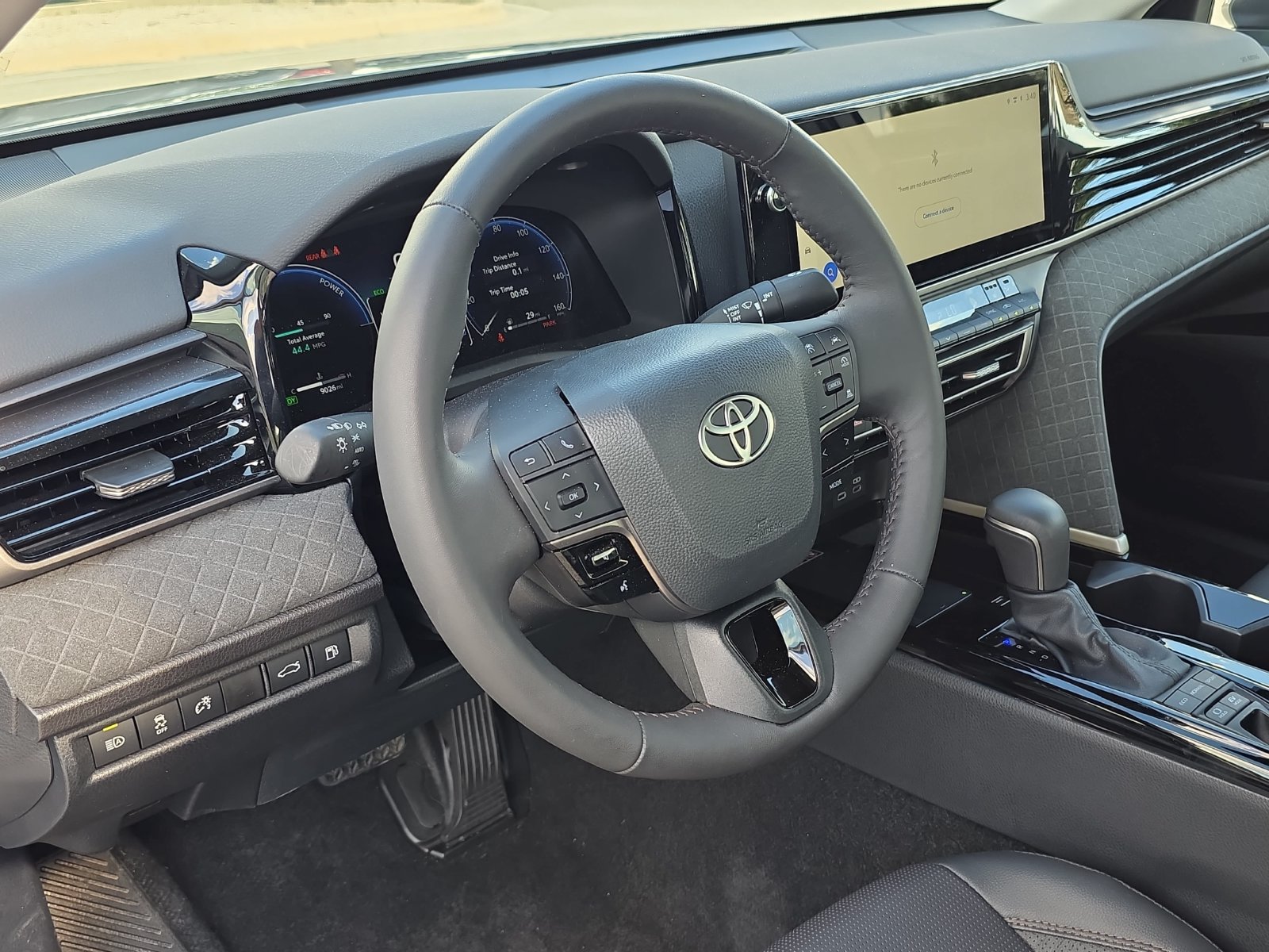 Used 2026 Toyota Camry XLE FWD image 12