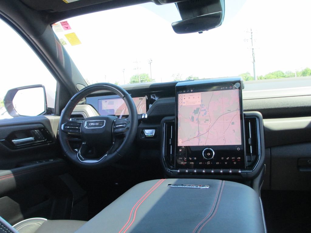 Certified 2025 GMC Yukon XL AT4 Ultimate AWD/4WD image 31