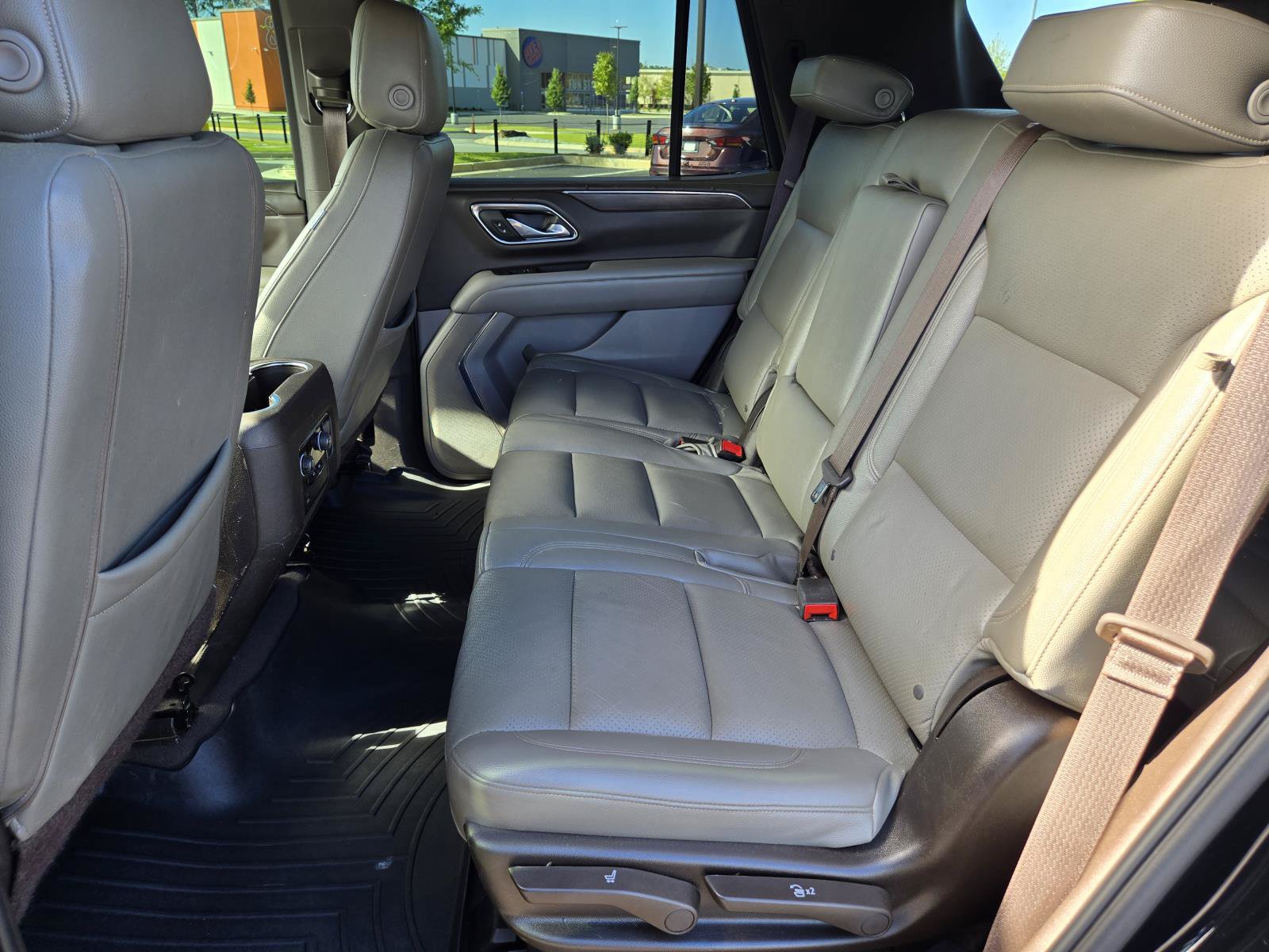 Used 2023 Chevrolet Tahoe LS AWD/4WD image 19
