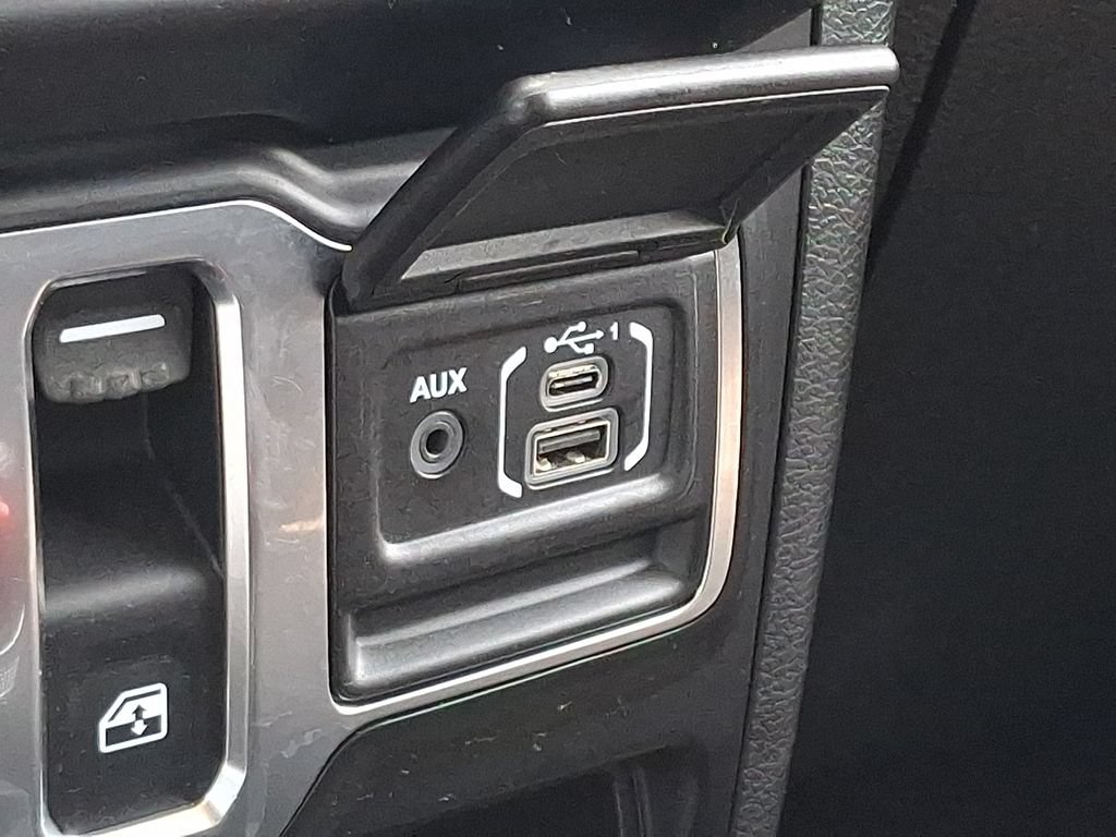 Certified 2022 Jeep Wrangler Sport AWD/4WD image 24