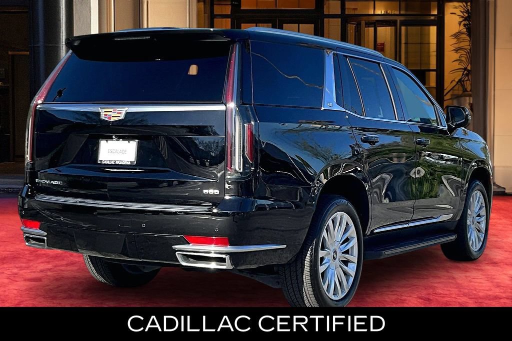 Used 2022 Cadillac Escalade Luxury RWD image 6