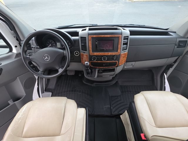 Used 2016 Mercedes-Benz Sprinter 3500 image 10