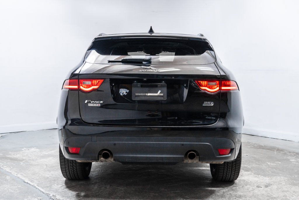 Used 2020 Jaguar F-PACE Checkered Flag AWD/4WD image 6