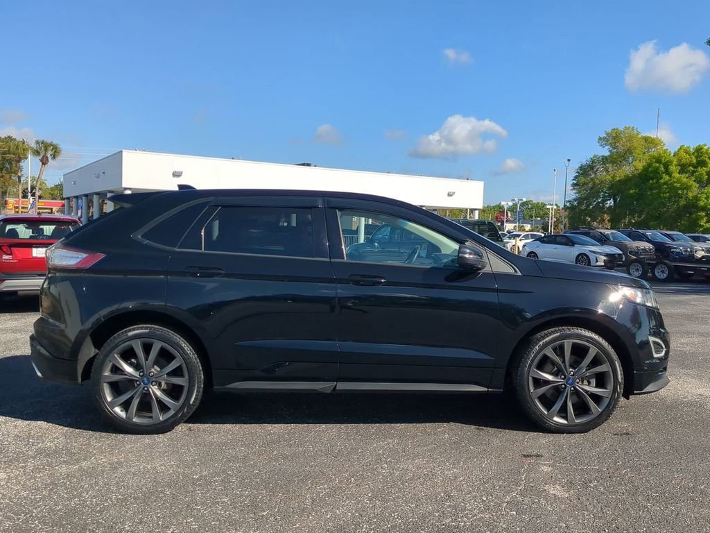 Used 2018 Ford Edge Sport w/ Equipment Group 401A AWD/4WD image 3
