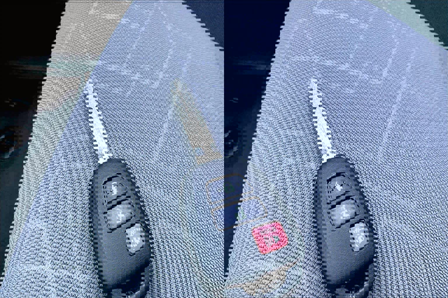 Used 2022 Toyota Tacoma TRD Sport w/ TRD Premium Sport Package image 15