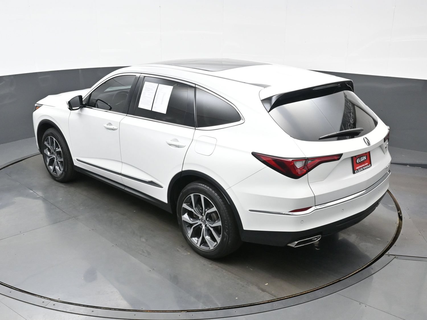 Used 2022 Acura MDX w/ Technology Package AWD/4WD image 41