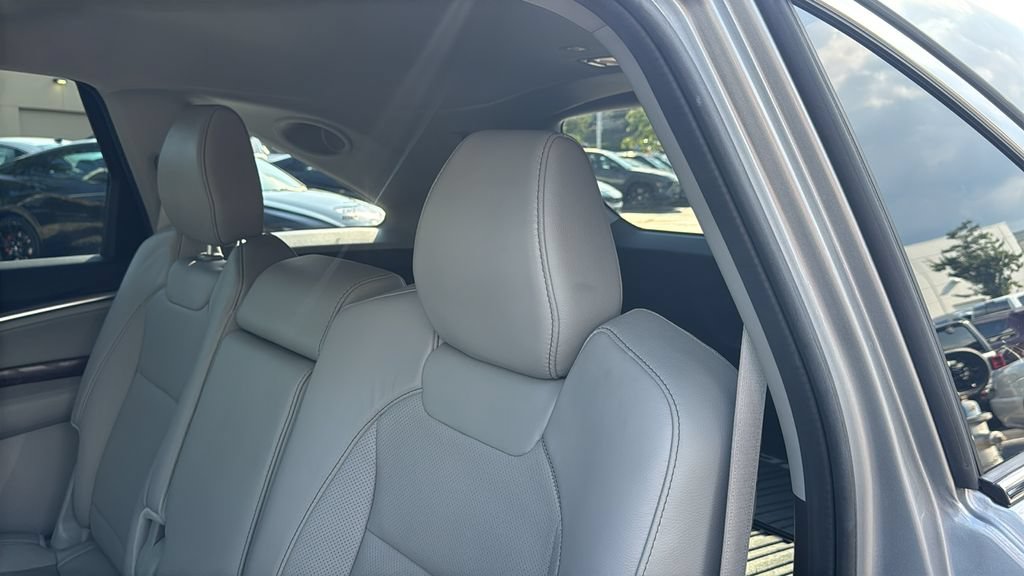 Used 2019 Acura MDX w/ Technology Package AWD/4WD image 27