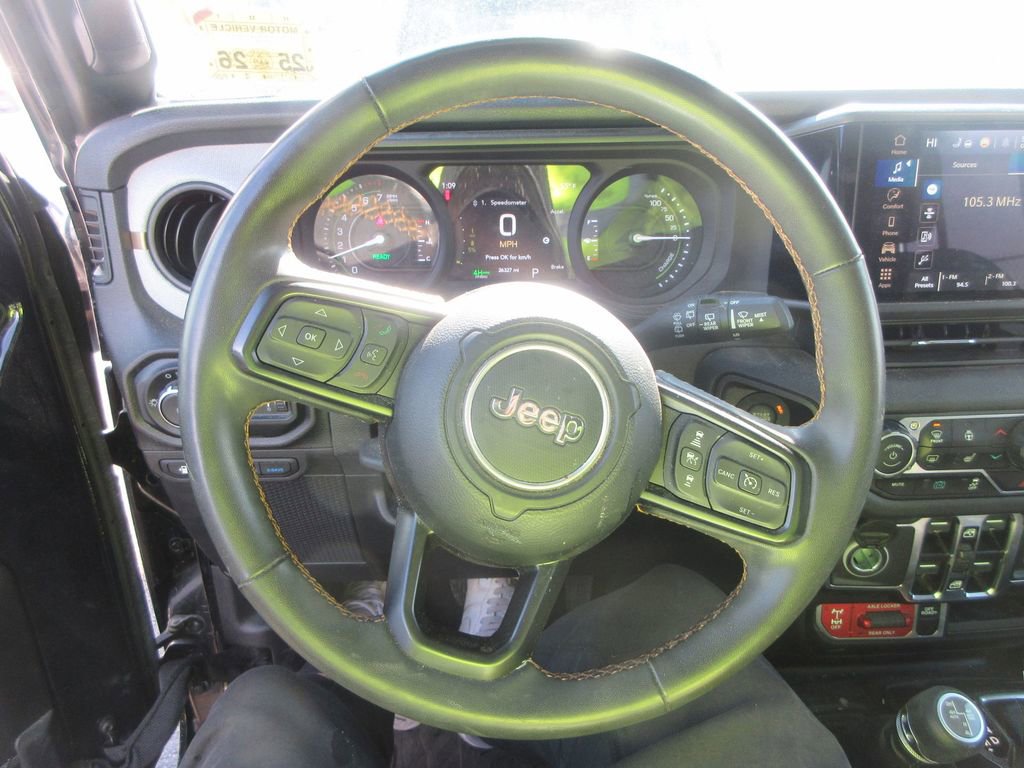 Used 2024 Jeep Wrangler Unlimited image 14