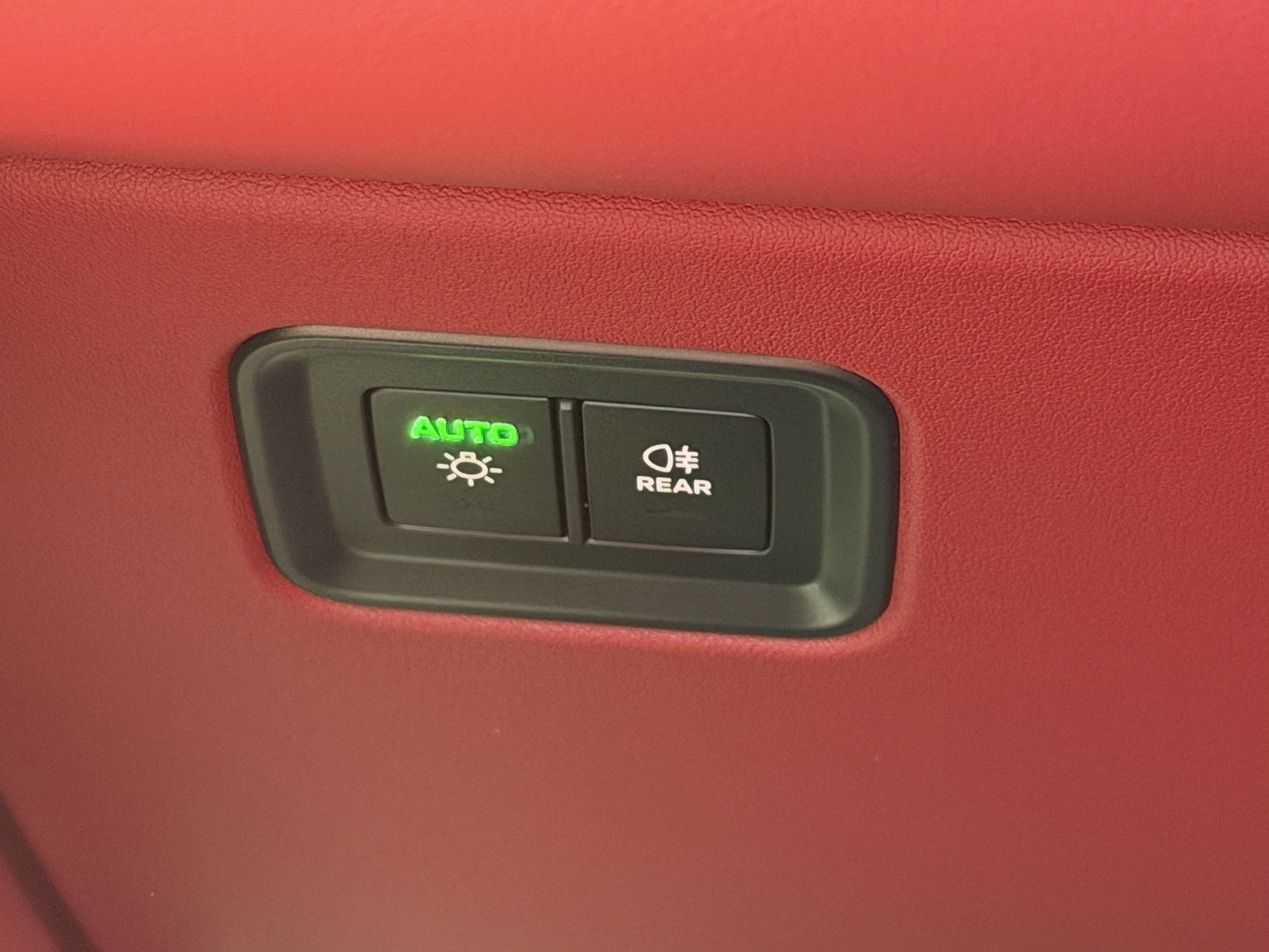 New 2026 Porsche Macan Electric image 30