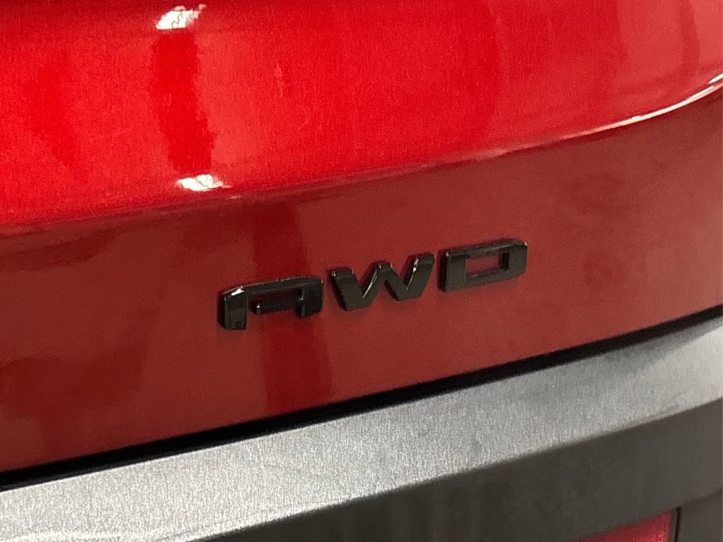 Used 2023 GMC Acadia SLE w/ Driver Convenience Package image 15