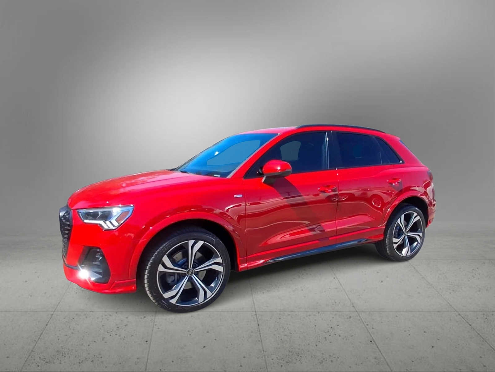Used 2024 Audi Q3 2.0T Premium Plus w/ Premium Plus Package AWD/4WD image 4