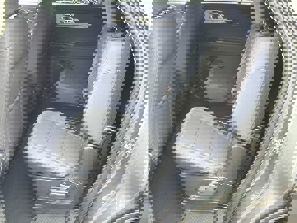 New 2026 Ford Explorer Active image 18