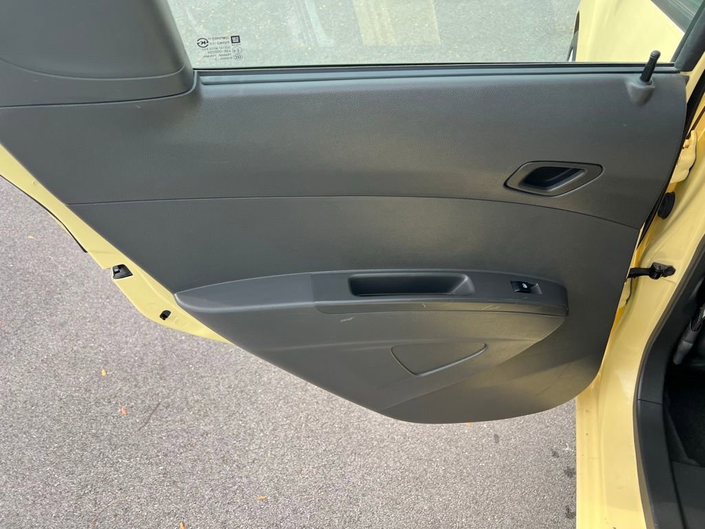 Used 2014 Chevrolet Spark LT image 17