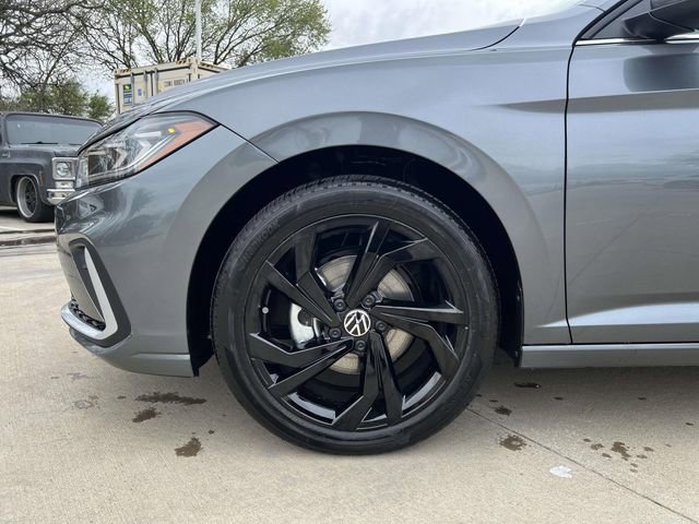 New 2026 Volkswagen Jetta SE image 5