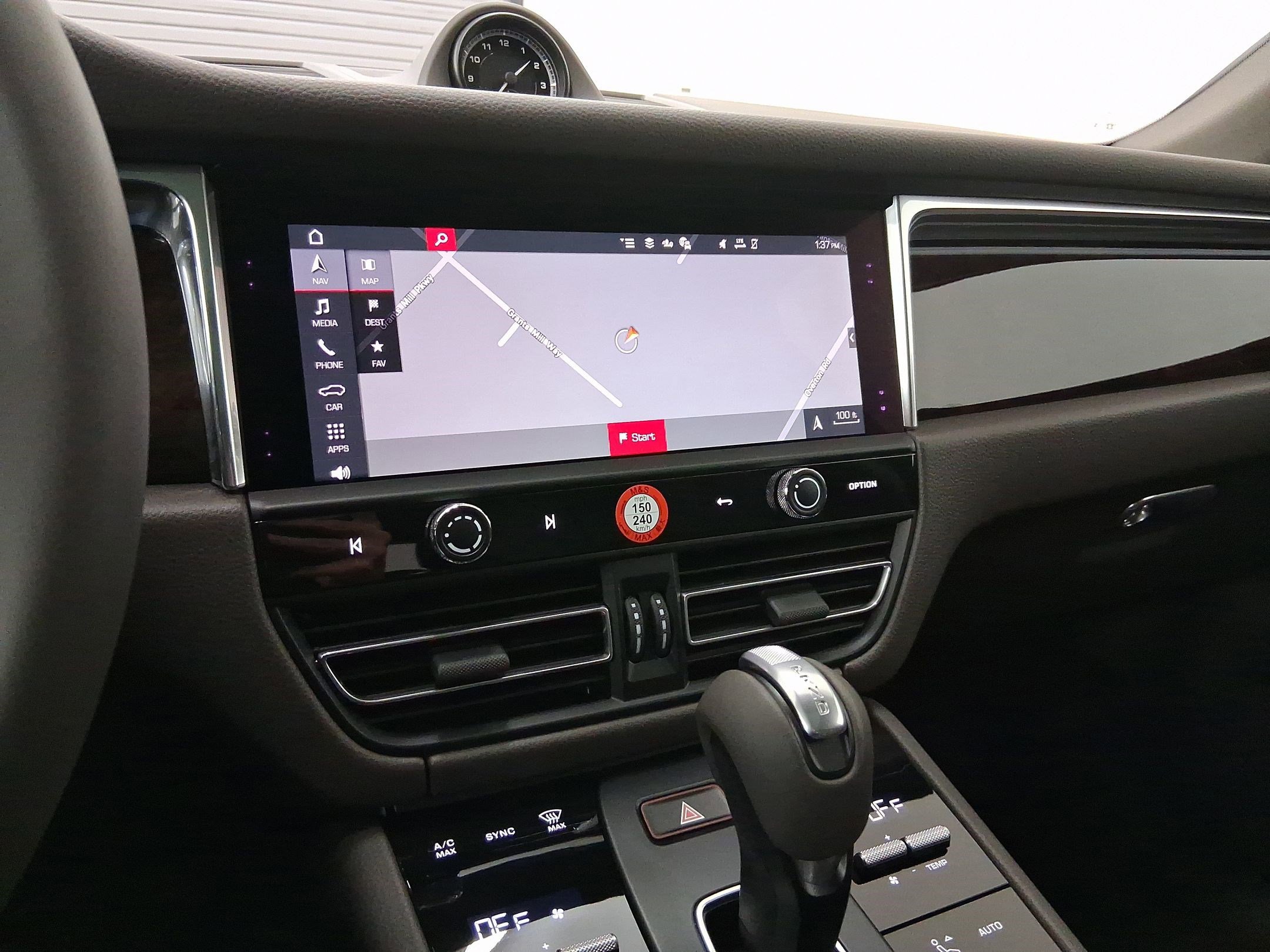 Used 2026 Porsche Macan image 26