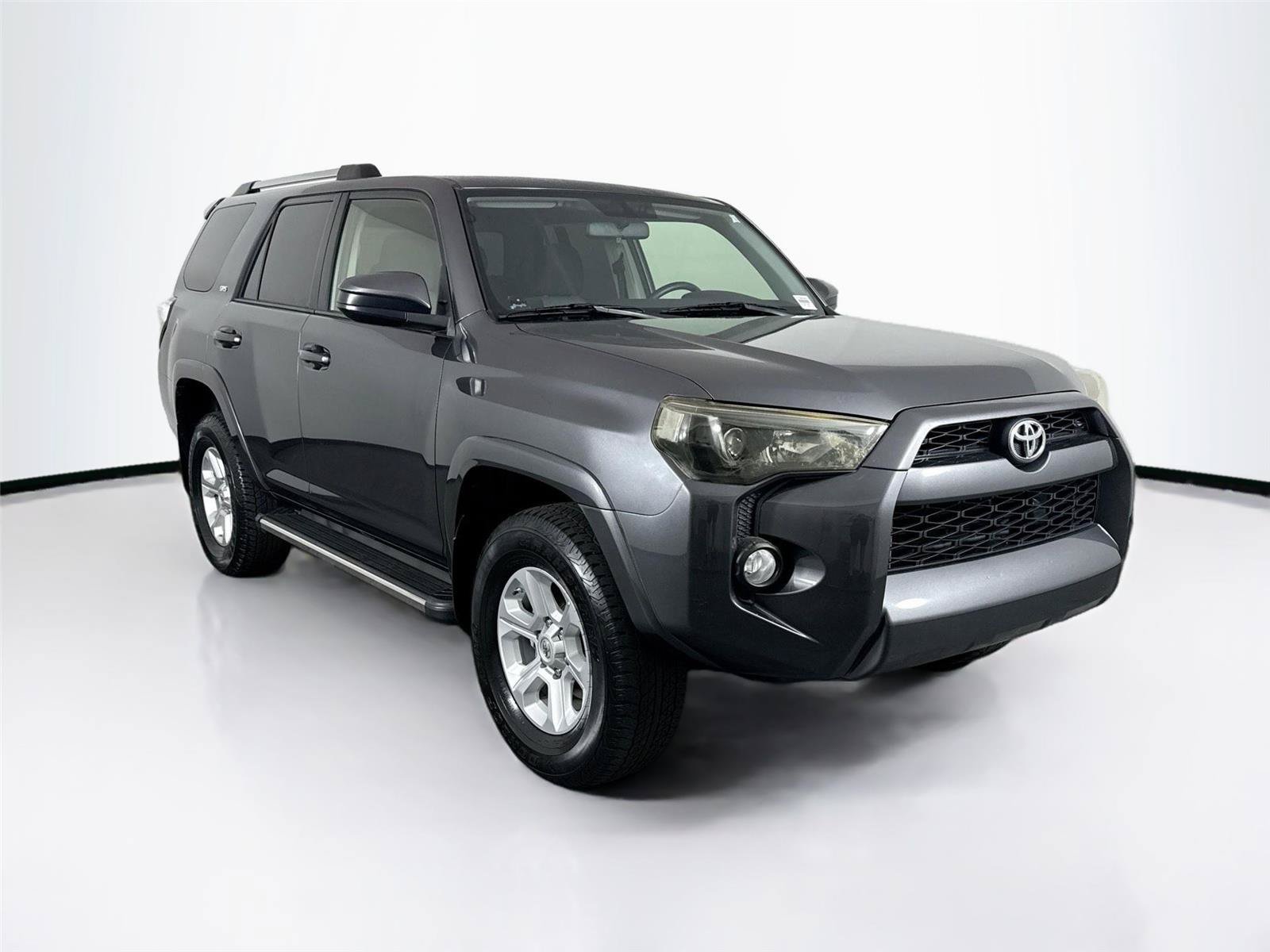 Used 2019 Toyota 4Runner SR5 AWD/4WD image 8