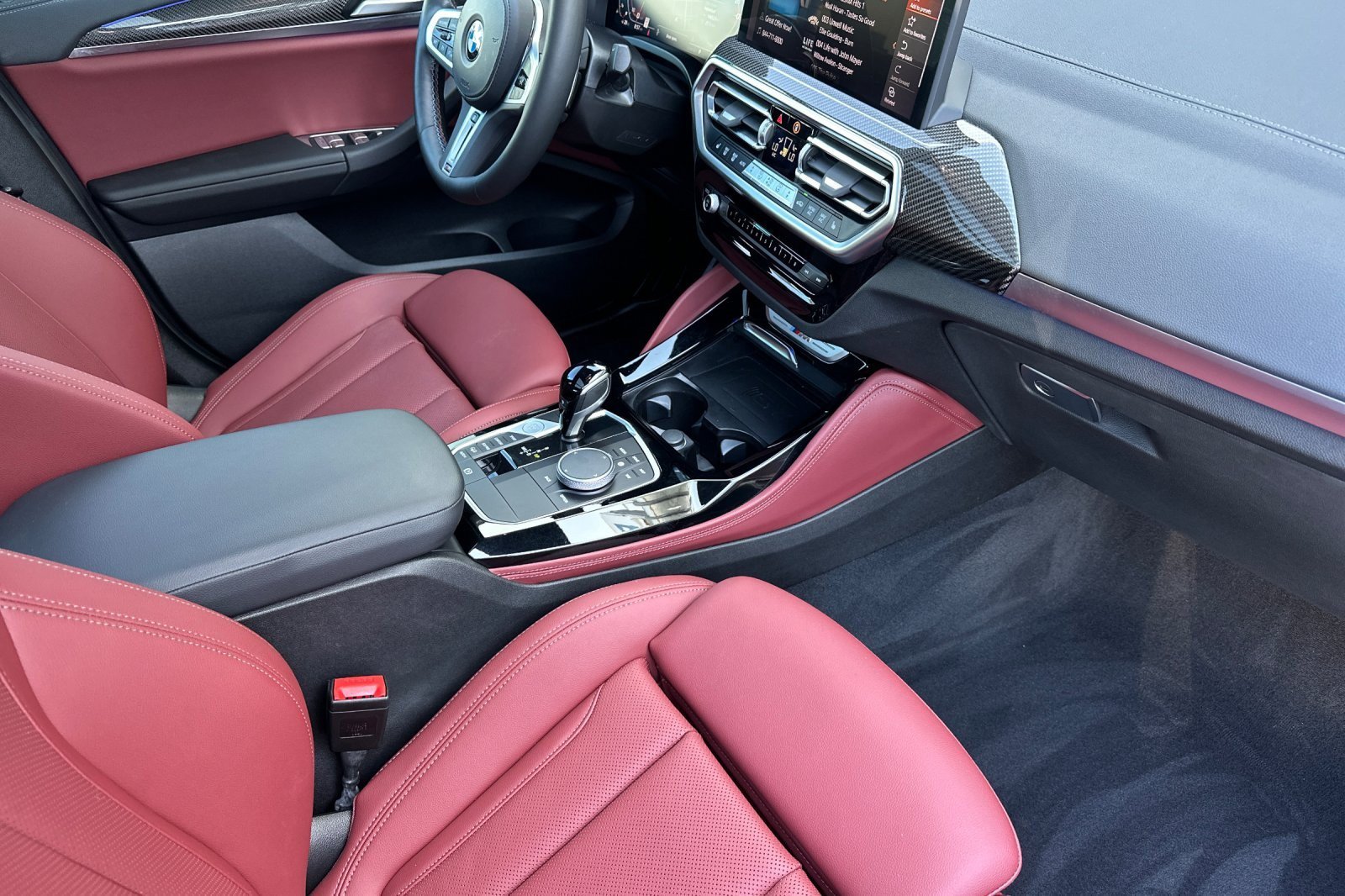 Used 2024 BMW X4 M40i w/ Premium Package AWD/4WD image 15