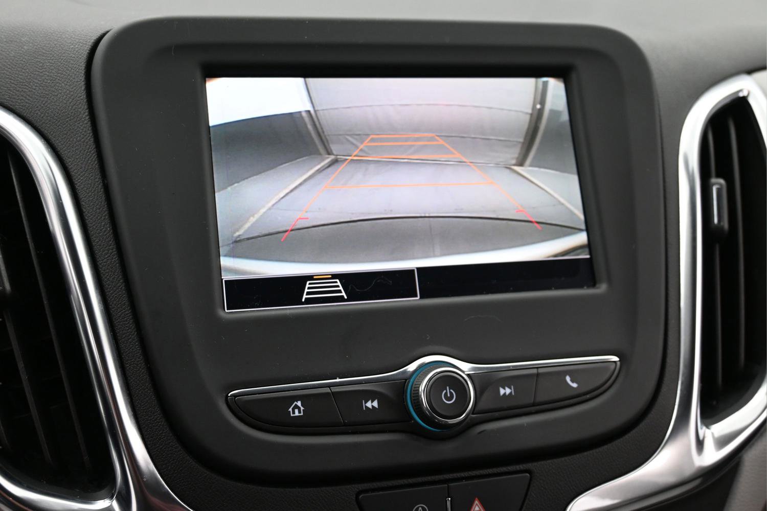 Used 2022 Chevrolet Equinox LS image 13