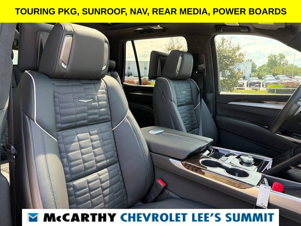 Used 2026 Cadillac Escalade Platinum Sport w/ LPO, ONYX Package AWD/4WD image 38