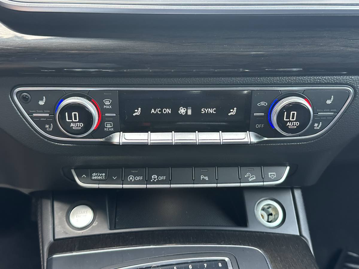 Used 2018 Audi Q5 Prestige w/ Prestige Package AWD/4WD image 34