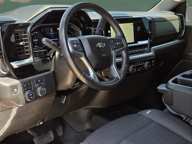 Used 2022 Chevrolet Silverado 1500 RST w/ Z71 Off-Road Package AWD/4WD image 23